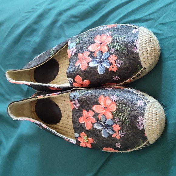 Michael kors floral print loafers - Picture 2 of 4